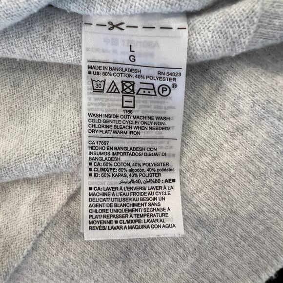 Old Navy Men's Grey and Ivory Baseball Crewneck Sweater - SIZE LARGE - Picture 6 of 6